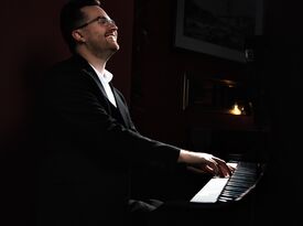 CHRISTOPHER ALEXANDER - Pianist - Emeryville, CA - Hero Gallery 4