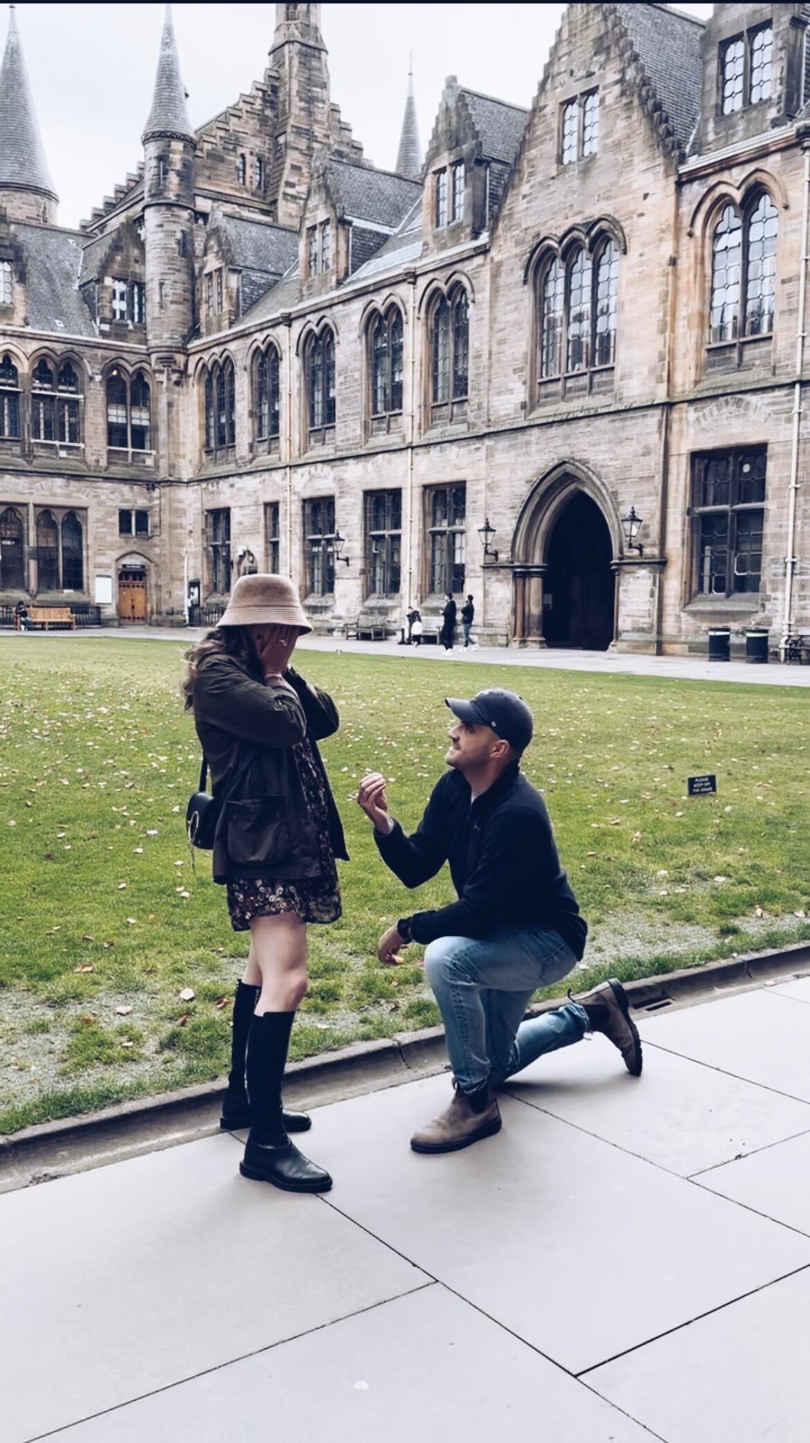 Chris proposed on October 5th, at the University of Glasgow, Laura's alma mater 💍 🏴󠁧󠁢󠁳󠁣󠁴󠁿
