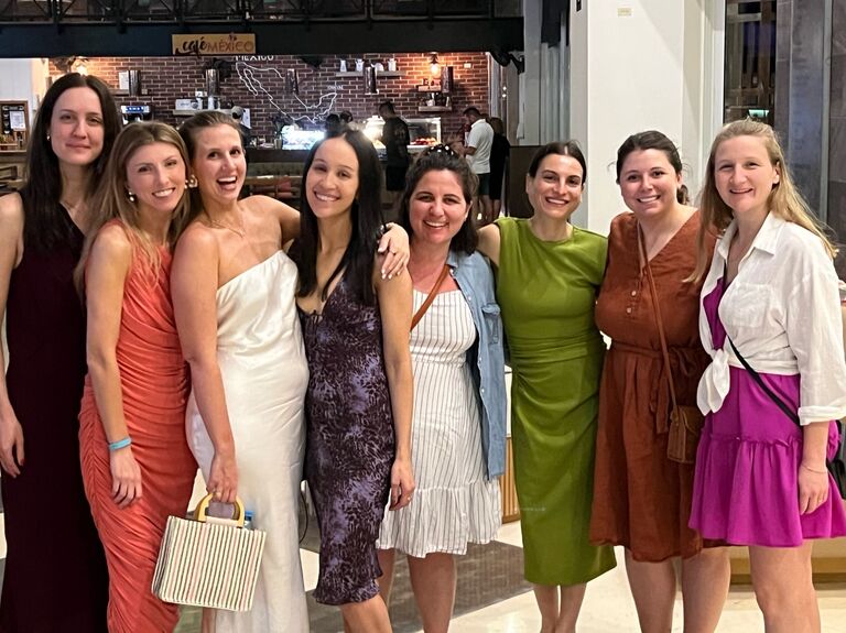Celebrated our 3 year anniversary the best way possible: On my bachelorette with the best women in the world 🌴