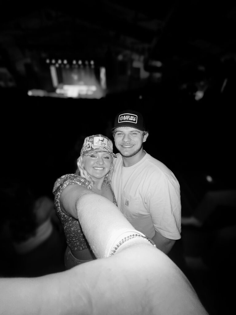 Dustin Lynch in concert!