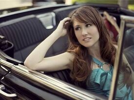 Megan Moreaux - Country Singer - Nashville, TN - Hero Gallery 1