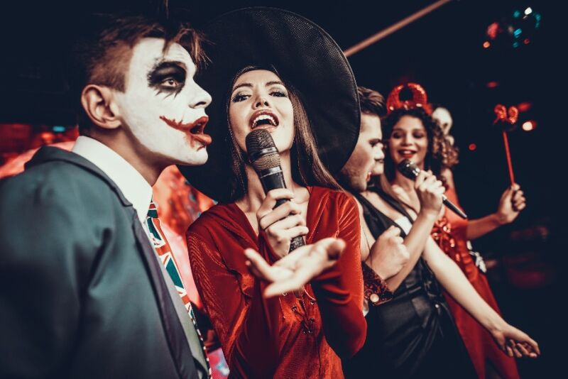 Halloween birthday party ideas - Halloween karaoke