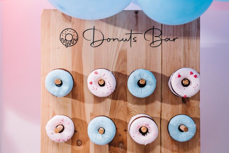 Gender reveal party ideas - we donut know theme
