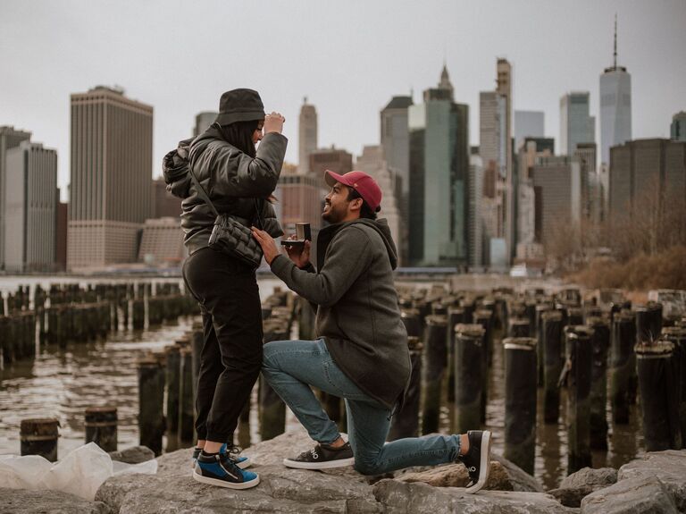 Principe, a couple get engaged against the backdrop of the NYC skyline