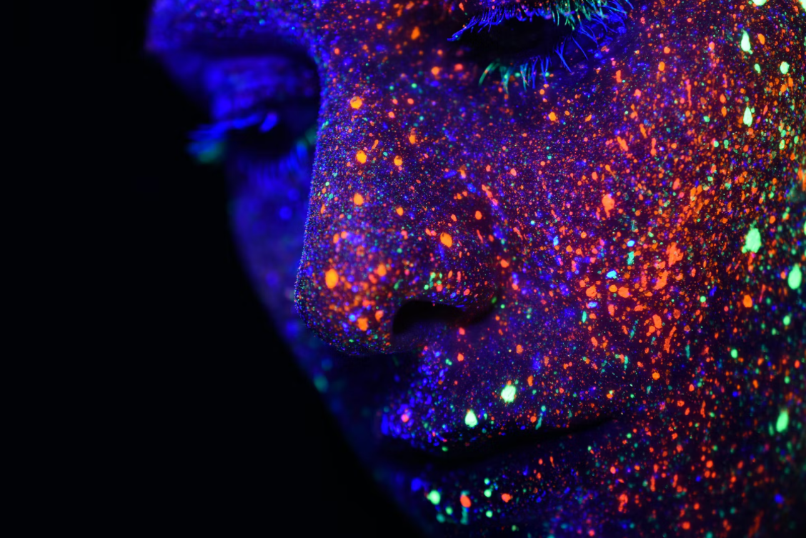 Glow in the dark face paint