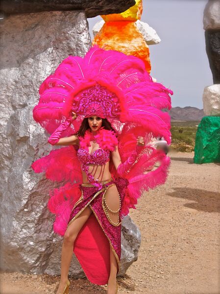 Showgirl Mafia Entertainment Costumed Character Las Vegas Nv The Bash
