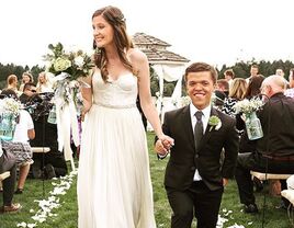 Zach Roloff of 'Little People, Big World' walks down the aisle with his wife Tori Patton