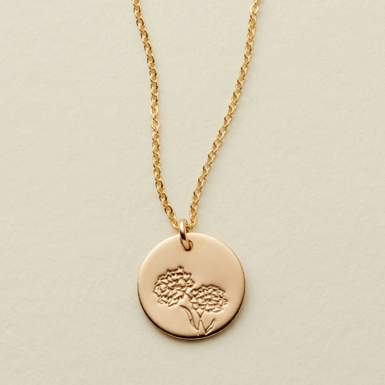 32 Cute & Sentimental Gifts for Your Girlfriend - The Knot