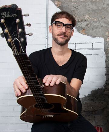 StephenSunshine - Singer Guitarist - Brooklyn, NY - Hero Main
