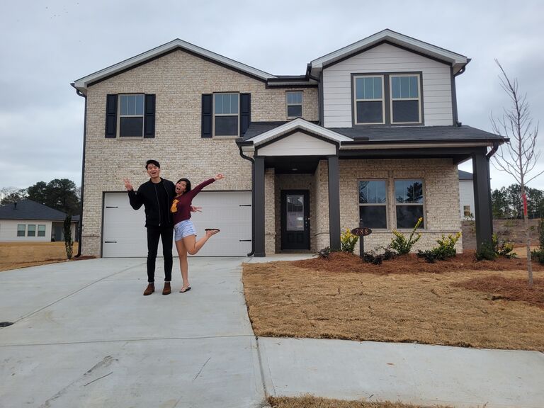 We closed on our first home. Muy Homey!