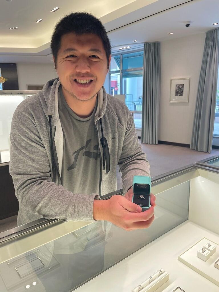 Kevin picking out Yi's engagement ring