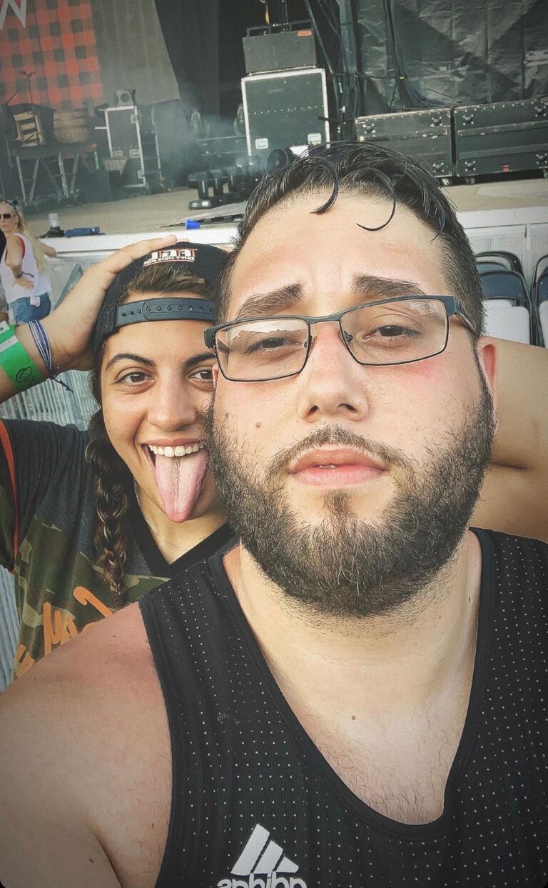 Steven's low-key love for country music started, Front row at FGL! 