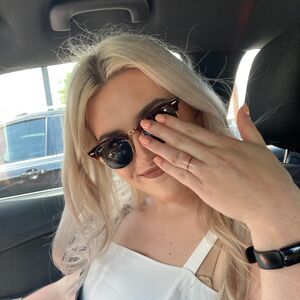 Gallery Photo 18