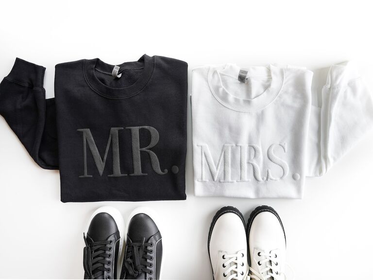 Last-minute gifts for men - Mr and Mrs RomanceMr and Mrs Romance