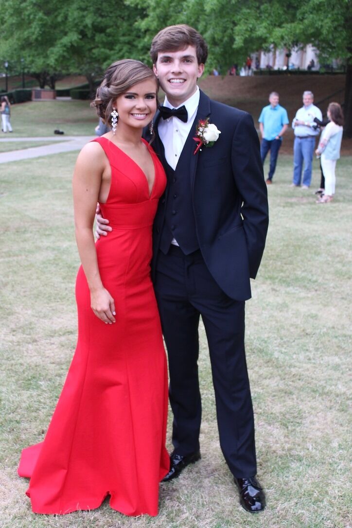 Elizabeth's senior prom!