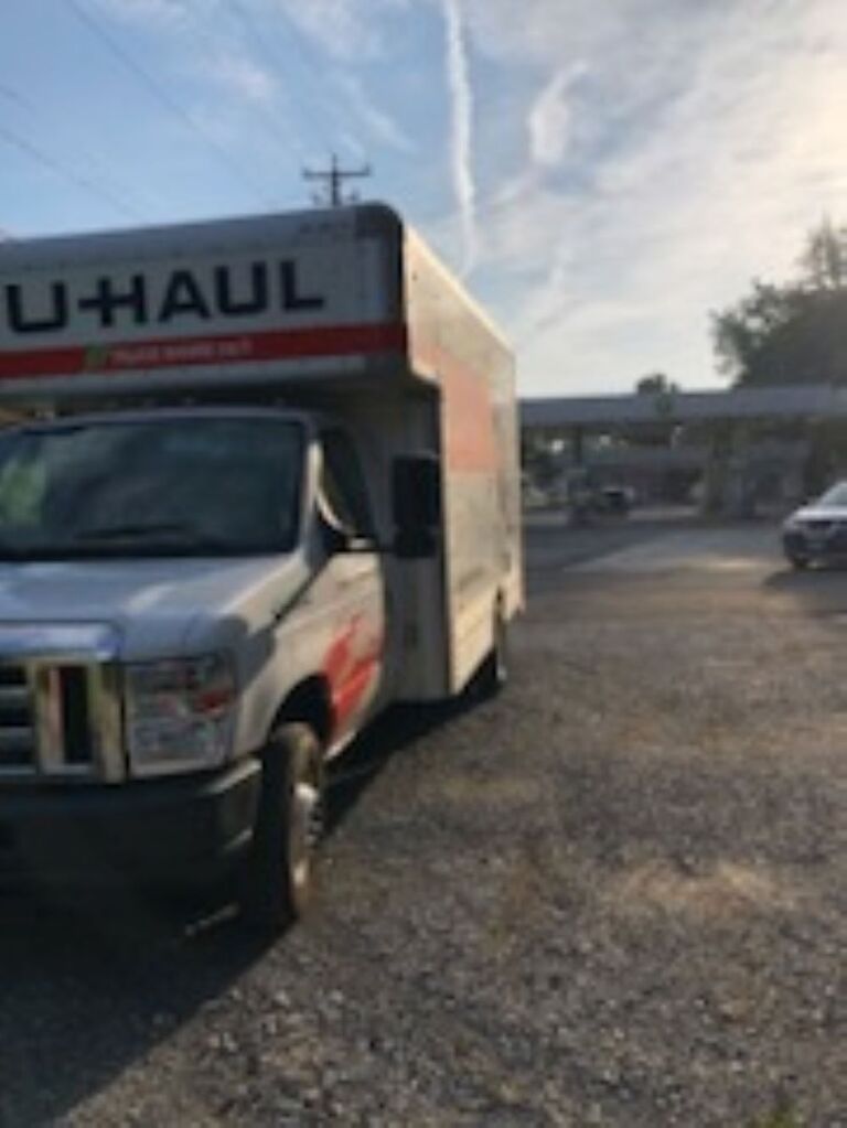 Eventually the time came for a new adventure. We packed up our belongings in U-haul (because what would a good lesbian love story be without a U-haul?) and moved from New Mexico to Virginia. 