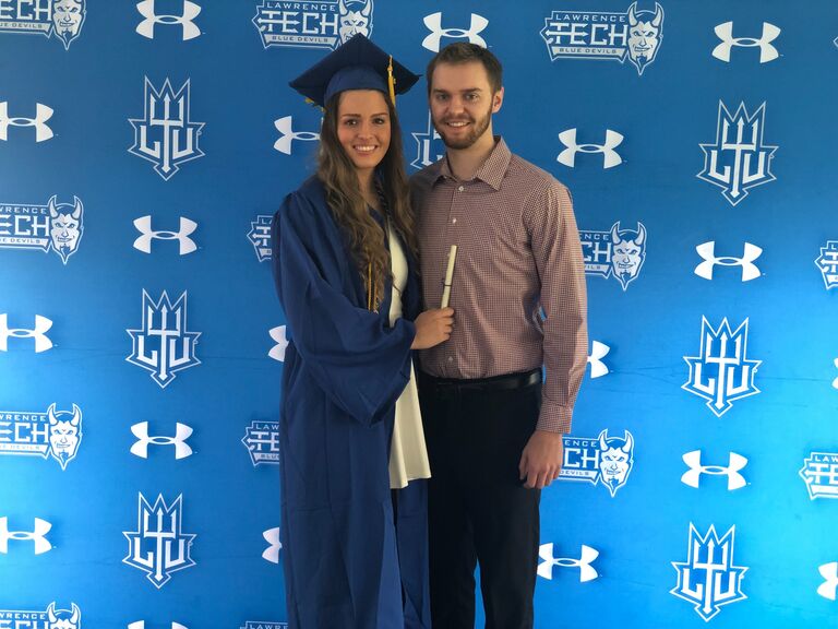 Alex graduates with her Bachelor's Degree from Lawrence Tech University in Industrial & Organizational Psychology.