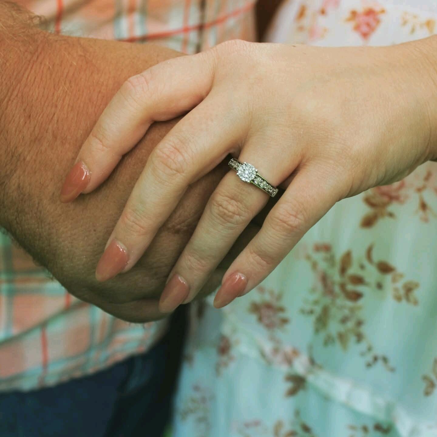 The engagement pictures 😍