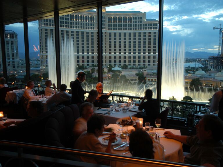 17 Most Romantic Restaurants In Las Vegas For Every Occasion 