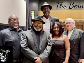 The Bernadettes - R&B Band - East Haven, CT - Hero Gallery 2