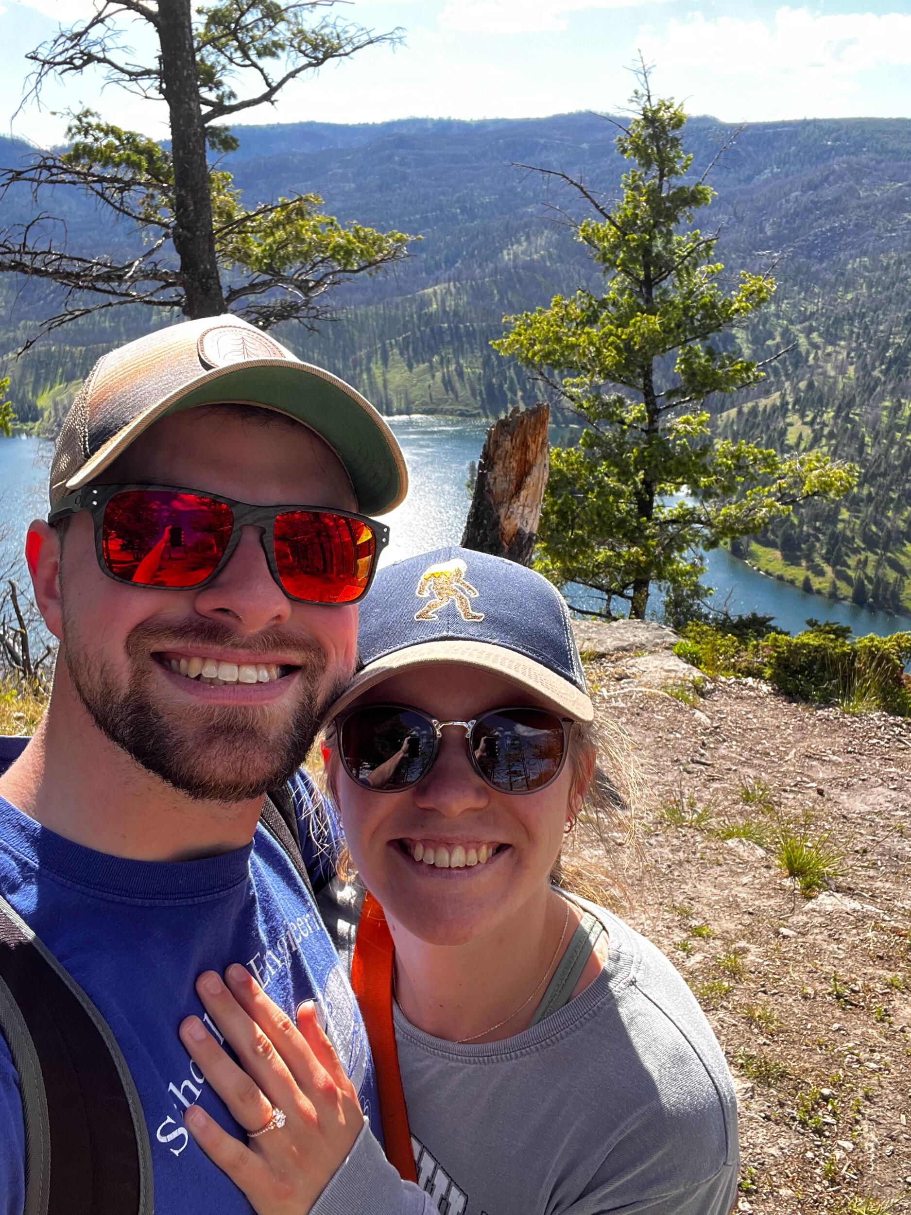 We're engaged!!!