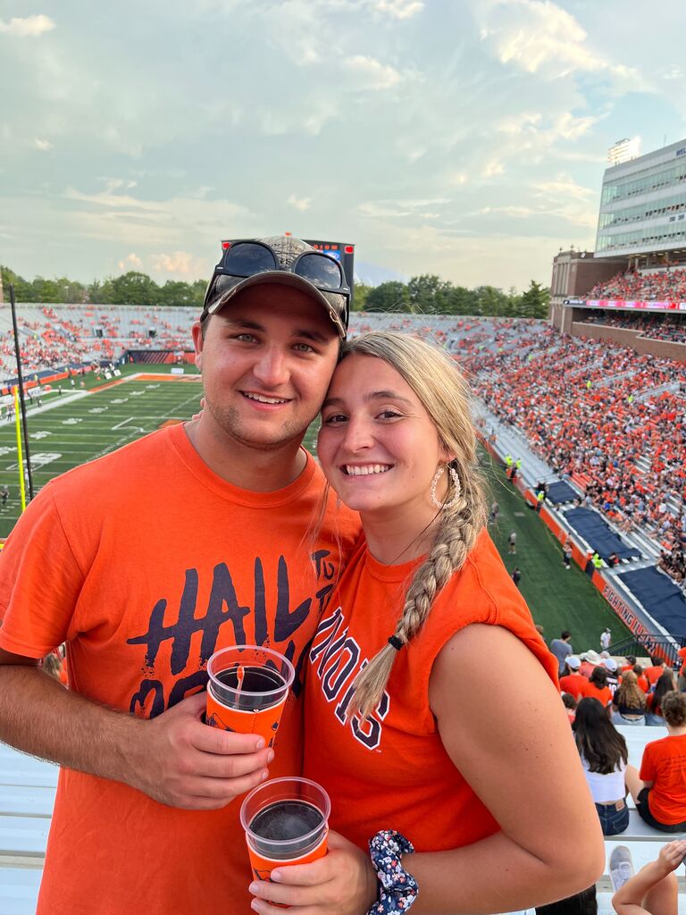Back to Memorial Stadium for one last season with one of us still in school :') 

Illini 24-3 Virginia
