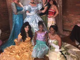 Music City Princesses and Live Characters - Costumed Character - Nashville, TN - Hero Gallery 3