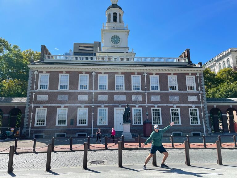 Matt visits Philadelphia for the first time. He wisely chooses to wear green.
