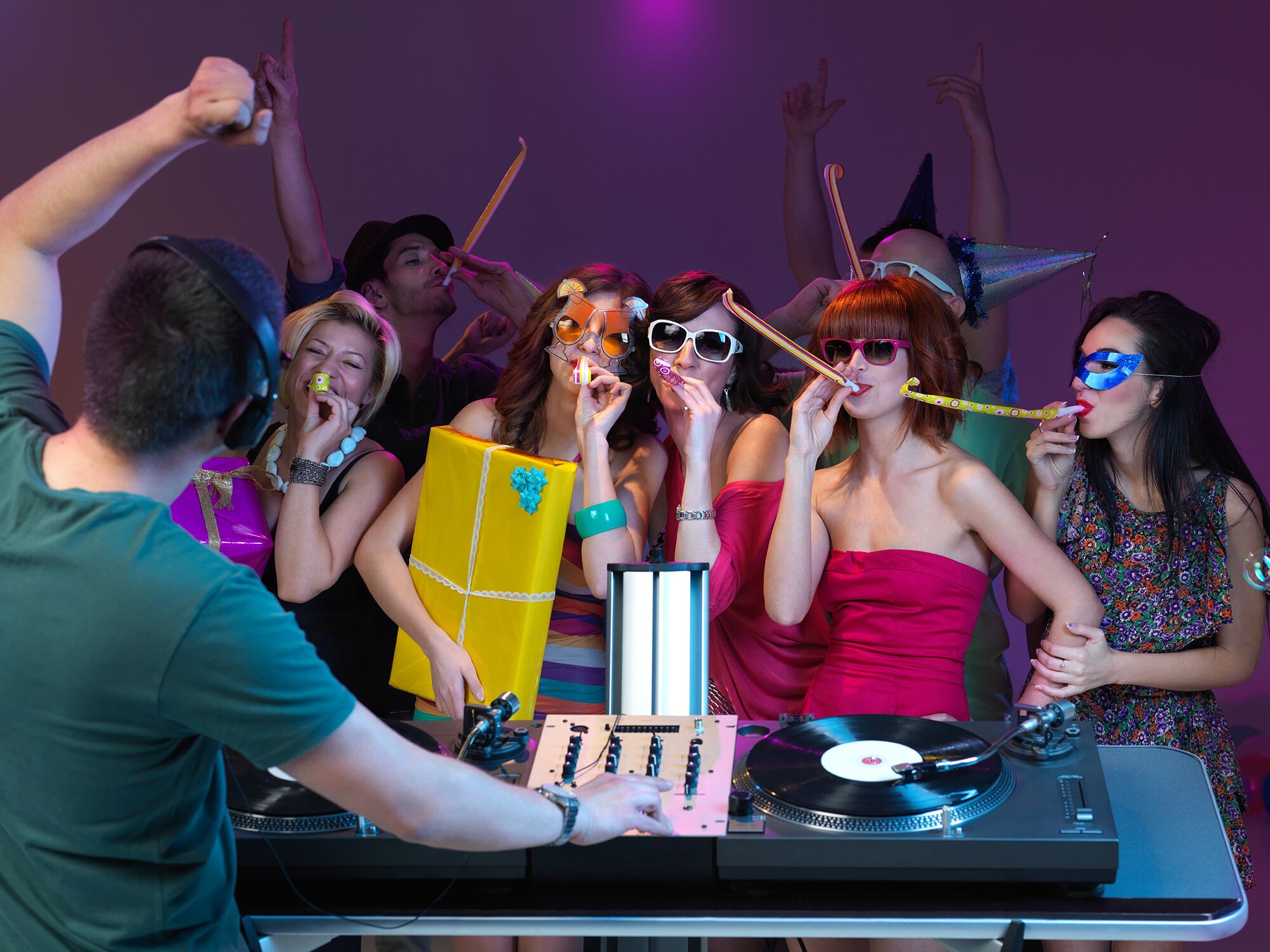 How Much Does a Dj Cost for a Birthday Party?