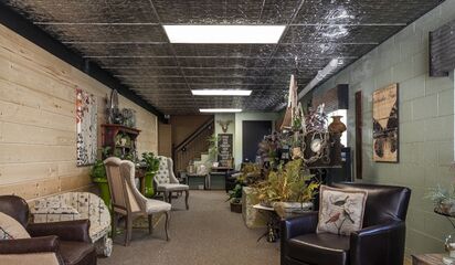 The Yellow Barn Reception Venues Olathe Ks