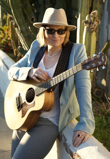 Olivia Rohde - Acoustic Guitarist - San Juan Capistrano, CA - Hero Main