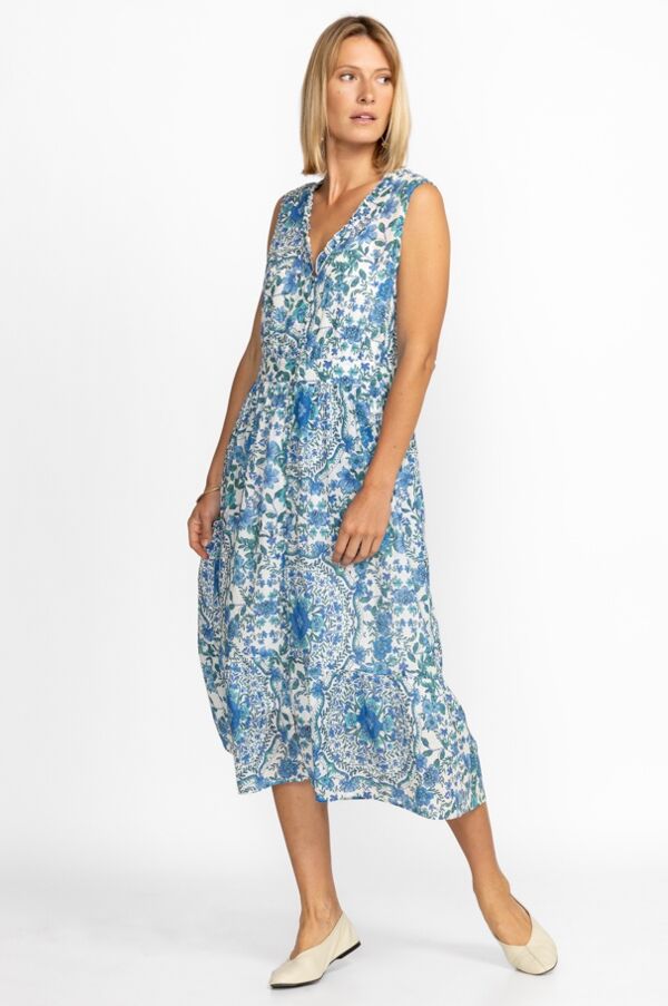 Blue and white mother of the bride dress from Johnny Was. 