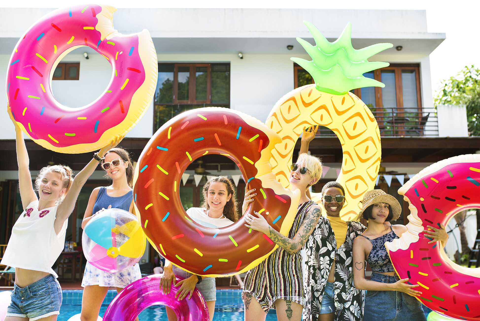 36 Trendy Summer Party Ideas for 2023 - The Bash