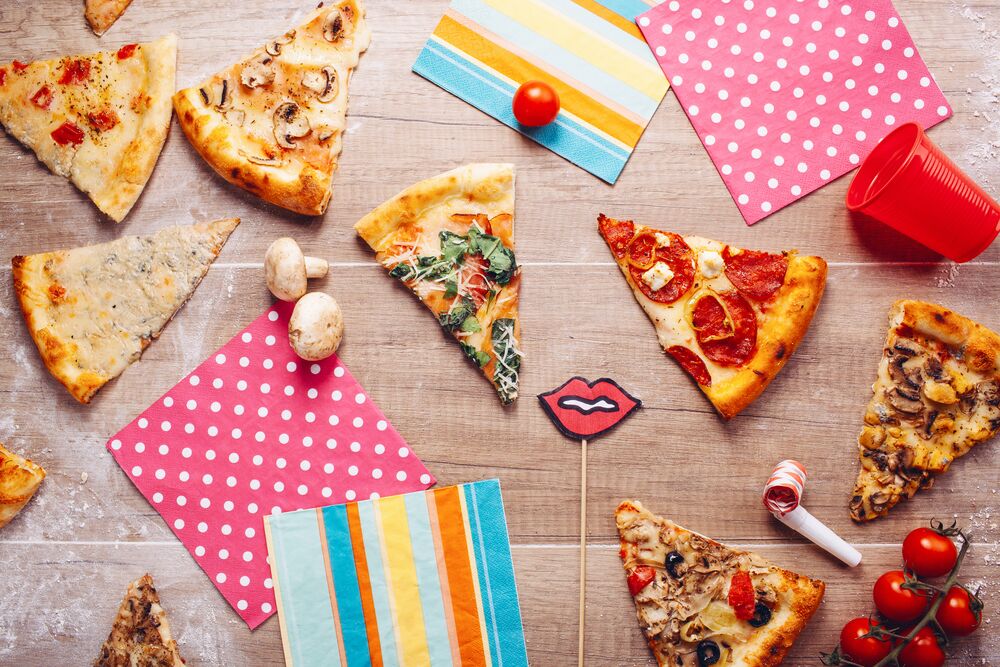 DIY Pizza Party — Teen Birthday Party Ideas