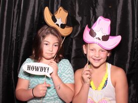 Snap and Chat photo booths - Photo Booth - Victoria, TX - Hero Gallery 1