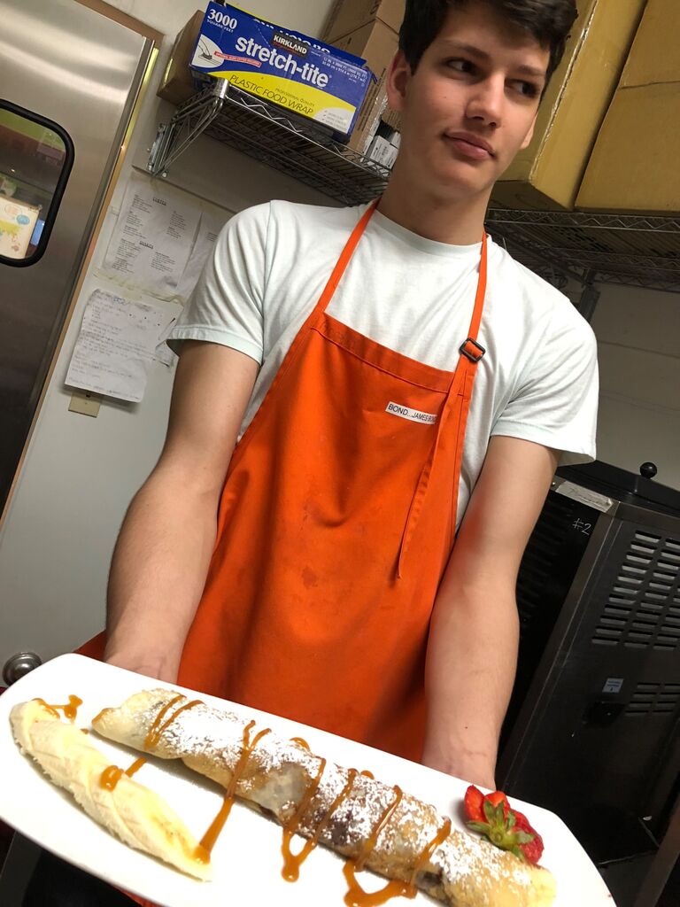 Nektarios started training Skyler for her very first day working at Tutti Frutti!