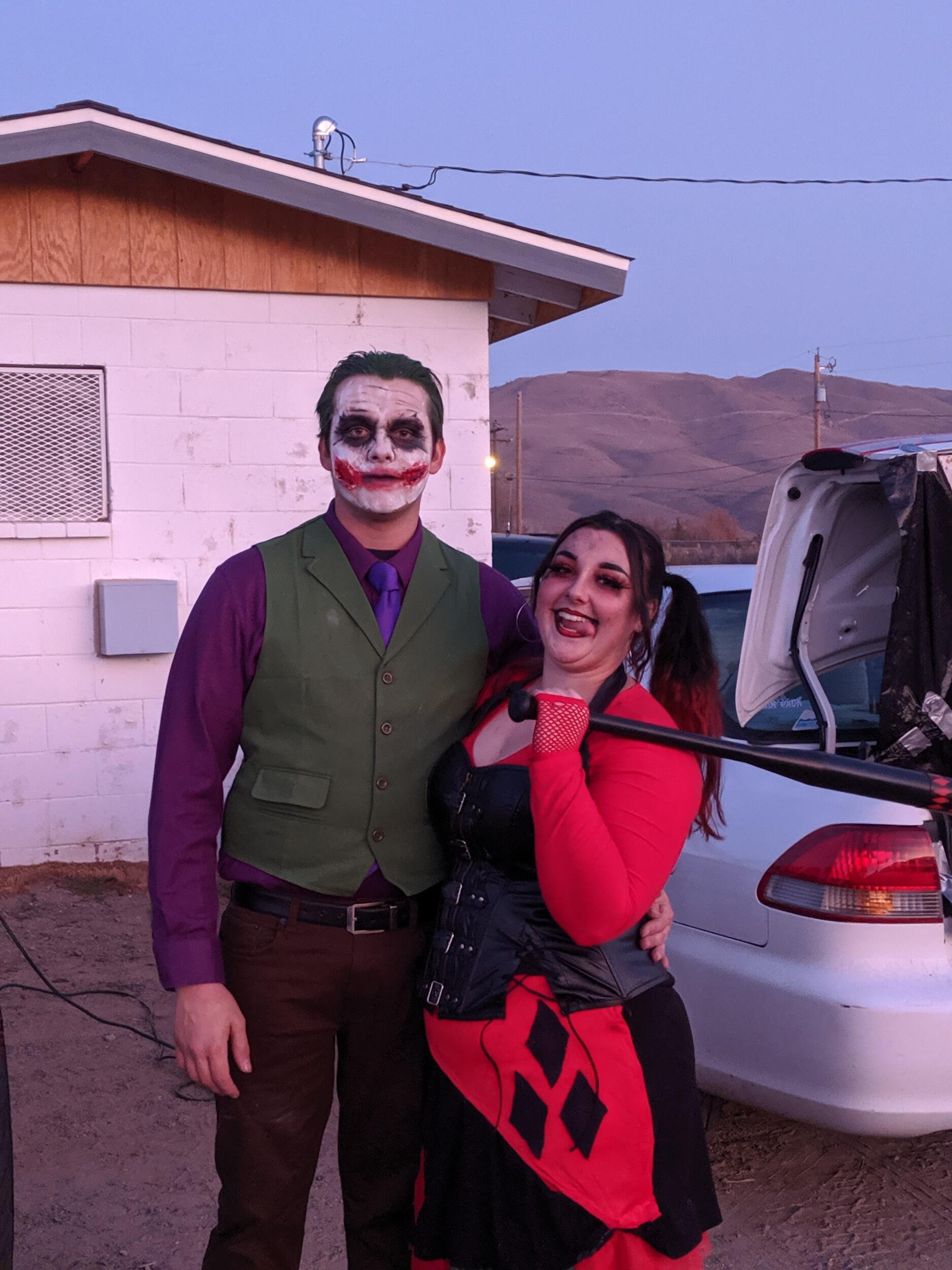 The first of our many many extravagant halloween costumes, the OG Harley and Joker. Pipers famous gorey makeup across hunters face, a costume we'll never forget. 