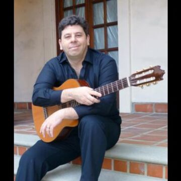 Daniel Vera - Acoustic Guitarist - Los Angeles, CA - Hero Main