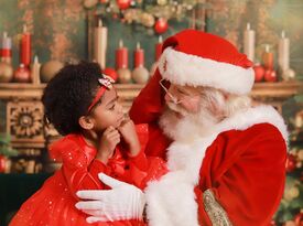 The Pure Imagination Santa Co. - Santa Claus - Houston, TX - Hero Gallery 3