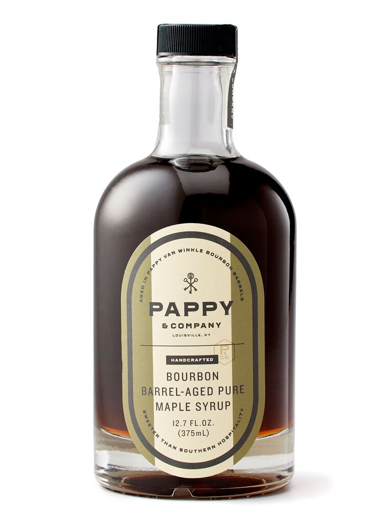 Pappy Company bourbon ahornsirup gave til mand