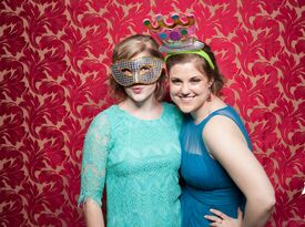 7Booth - Slow Motion Video and Photo Booth - Photo Booth - Minneapolis, MN - Hero Gallery 2