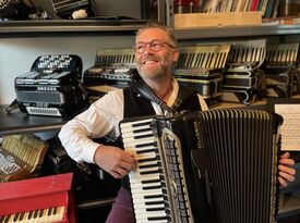 David C. Symons - Accordionist - Accordion Player - New Orleans, LA - Hero Gallery 2