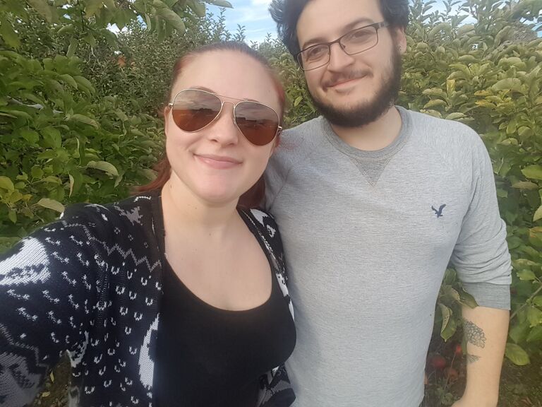 Our first trip to Simmons Farm for apple picking! 