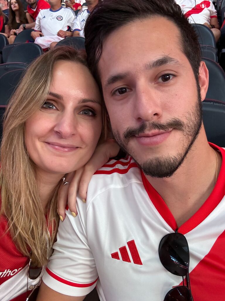 Watching Peru play in the Copa America in Dallas, TX.
Mirando a Perú jugar en la Copa América en Dallas, TX