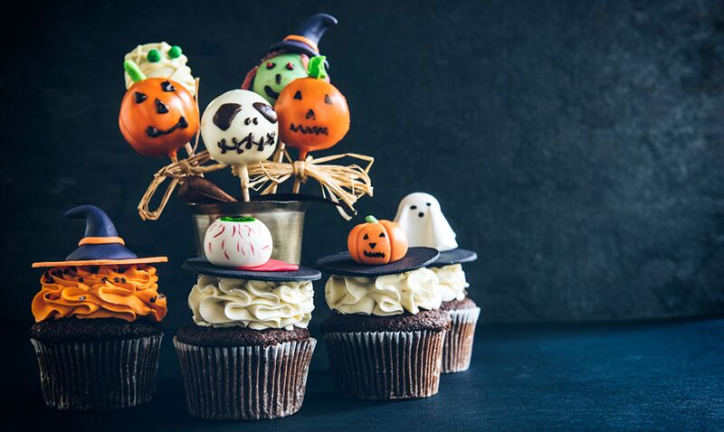 Halloween Cupcakes and Cake Pops