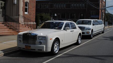 interior de la limusina rolls royce stretch