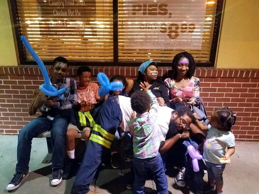 Family Fun Night at Hometown Buffet (missing the oldest, Tyra) 