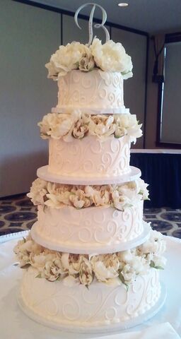 McArthur&#39;s Bakery | Wedding Cakes - St. Louis, MO
