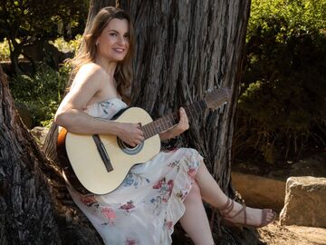 Mariana Bonetti - Brazilian/International songs - Singer Guitarist - San Jose, CA - Hero Main