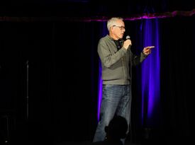 Sean O'Connor | Emcee | Host | Comedian - Emcee - Los Angeles, CA - Hero Gallery 3